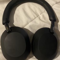 Sony Headphones WH- 1000 XM 5 