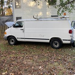 2000 Dodge Ram Van