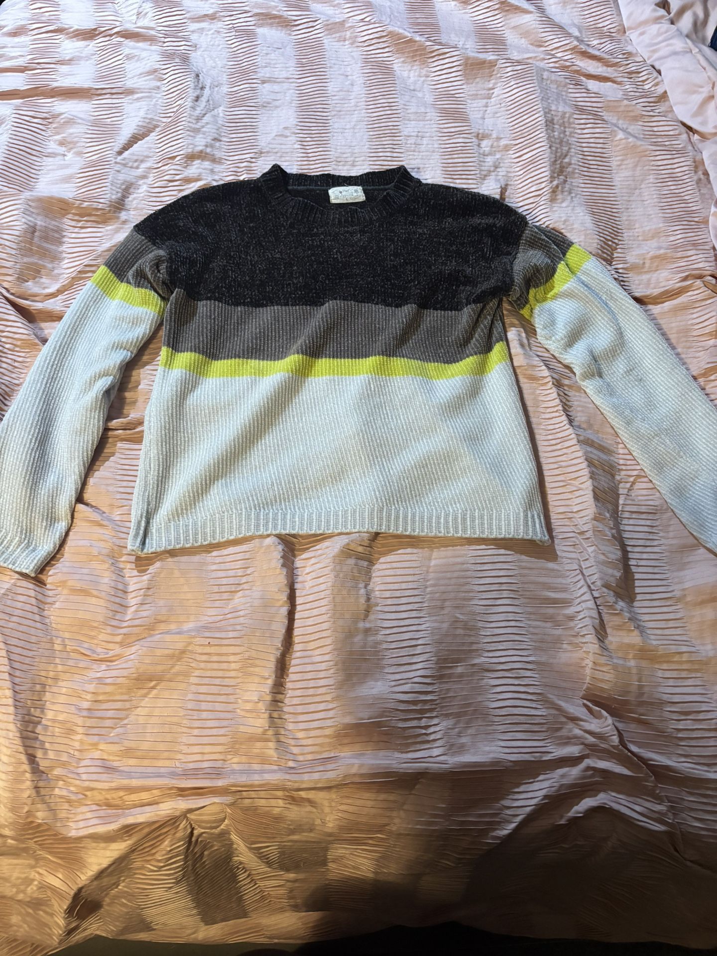 Sweatshirt/long Sleeve