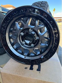 KMC KM549 17x9 OFFSET 18mm 6x139 GUNMETAL/BLK RING