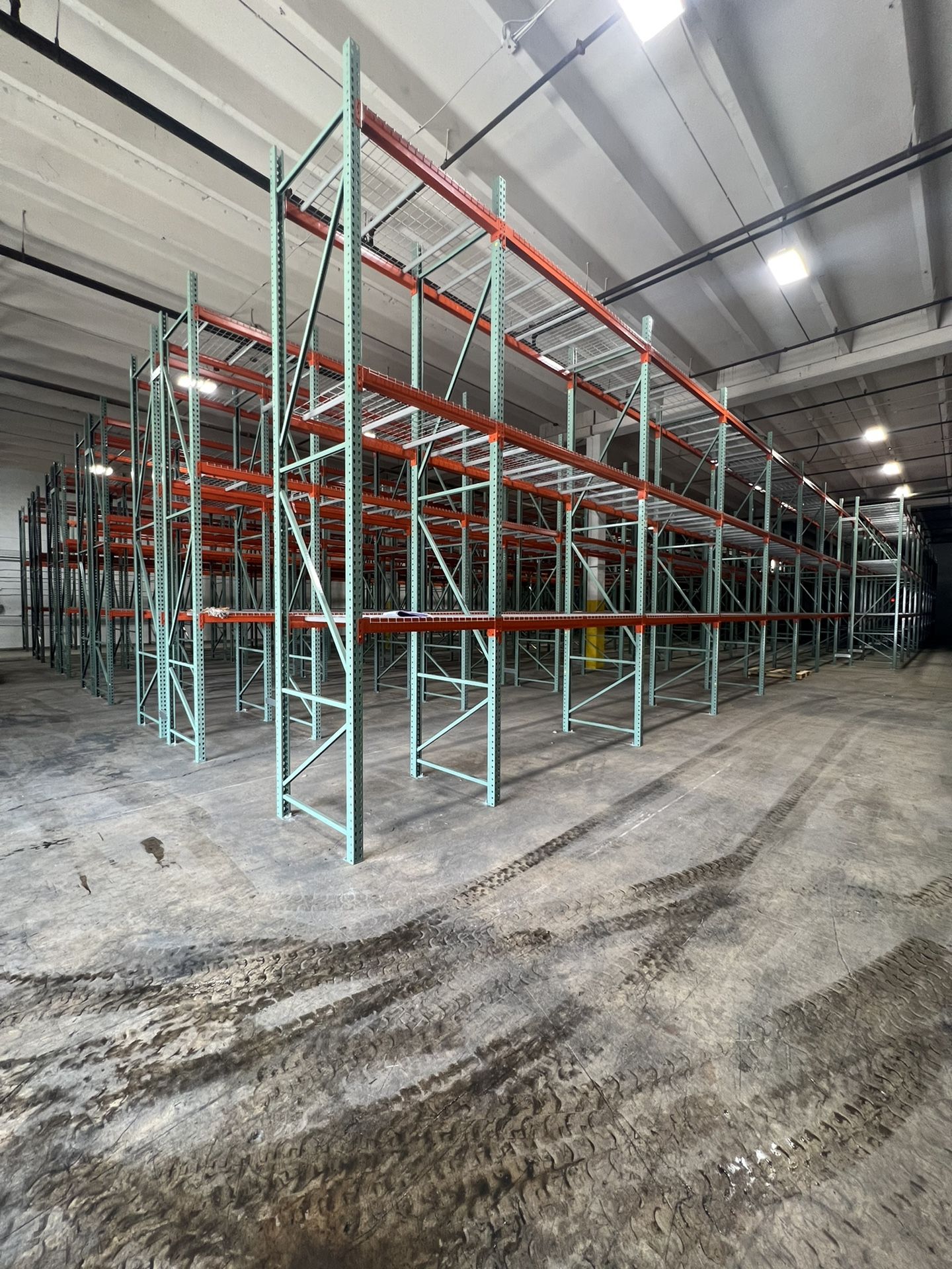 Pallet Racks Beams Uprights Wire Decks Delivery Install Export Forklift