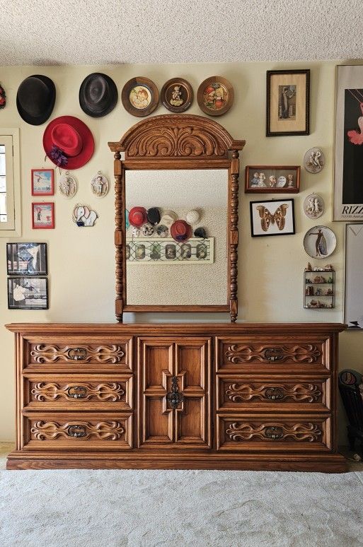 LINK TAYLOR Lexington Solid Oak Wood CAMEO pattern 9 Drawers Dresser with Mirror Mid Century