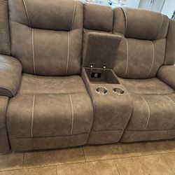 Recliner sofa