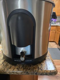 Vendo esta holla  xlarge  freidora y Steam  puede cocinar pavo