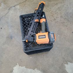 RIDGID Pneumatic 21-Degree 3-1/2 in. Round Head Framing Nailer