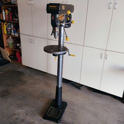 C.M. 13" 16 Spd. Like New!