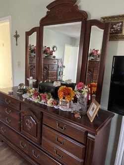 Nice Wooden Dresser With Mirror
