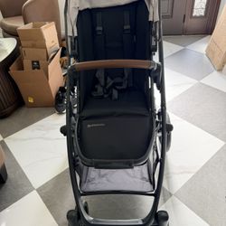 UPPAbaby Vista V2 Stroller – Excellent Condition