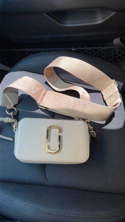 Marc Jacobs snapshot bag kahki