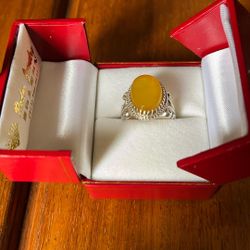 Ladies Silver and Agate Ring