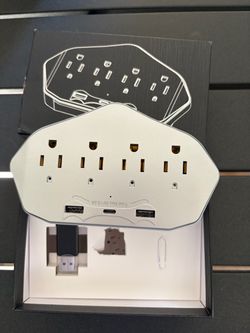 Brand new : Wall Outlet Camera