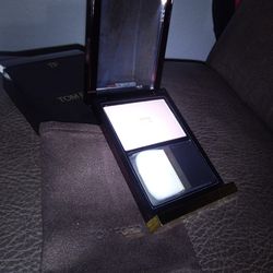AUTHENTIC Tom Ford Translucent Finishing Powder