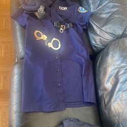 Cop 👮‍♀️ Costume 