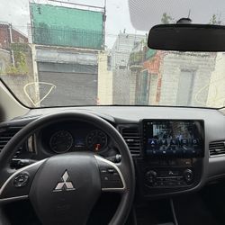 2014 Mitsubishi Outlander