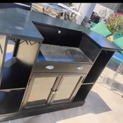 Inwood Bar/Wine Rack with Adjustable Height Swivel Bar Stools 