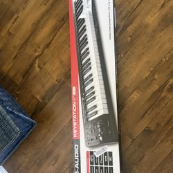 61 Key PIANO