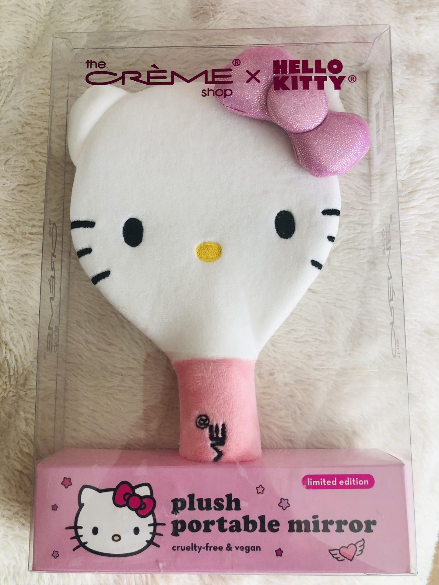 The Crème Shop x Sanrio Hello Kitty - Plush Portable Mirror Limited Edition NEW.