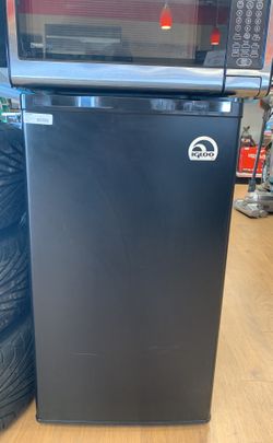 IGLOO mini fridge