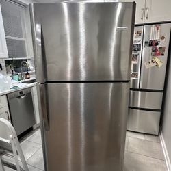 Frigidaire Stainless Steal Refrigerator