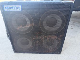 NENESIS by EDEN bass amp