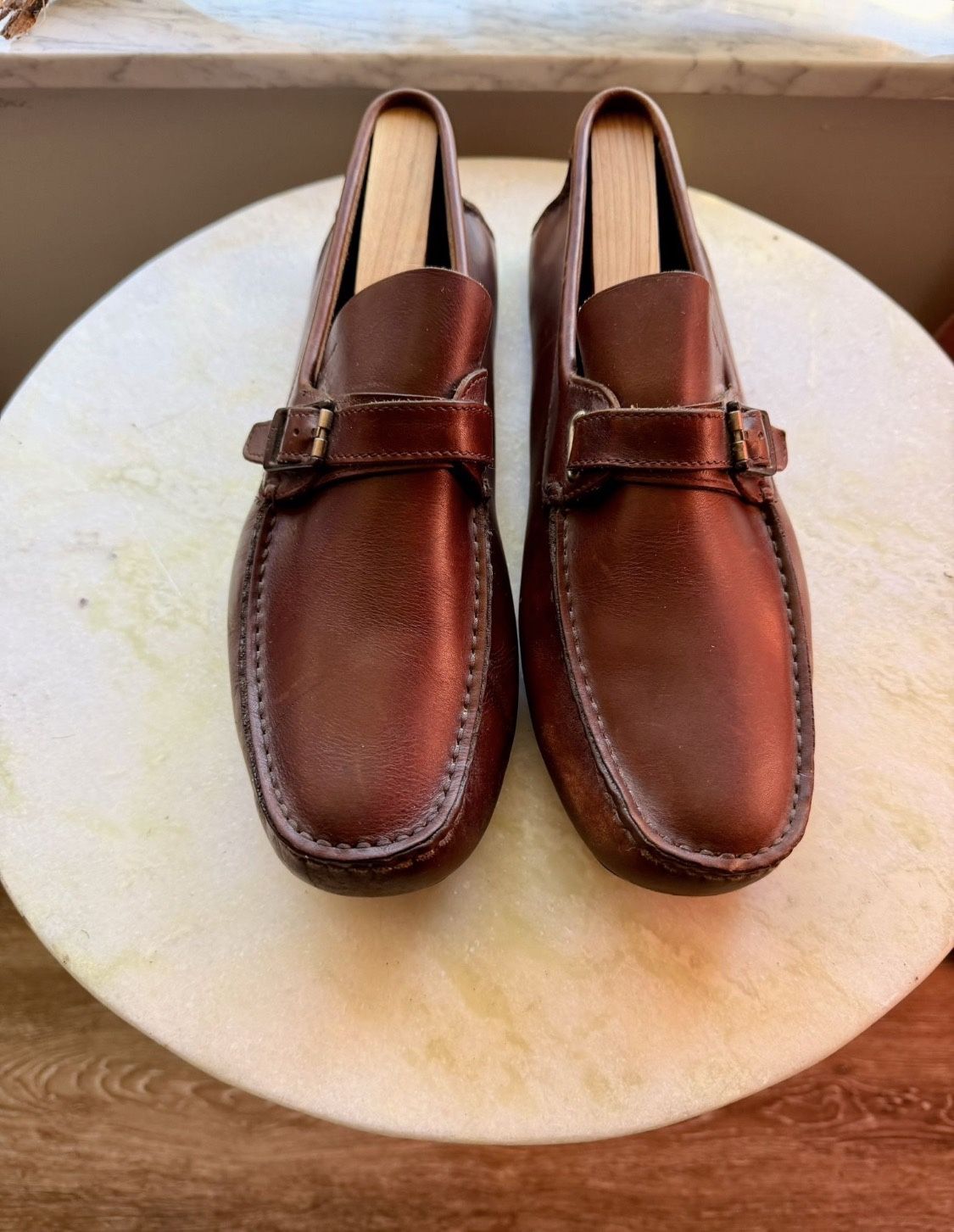 Men’s Ferragamo Classic Brown Calfskin Leather Driver Loafers Size 10