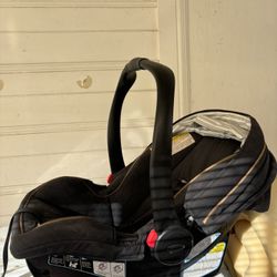 Infant Car seat 