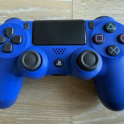 ***NO TRADES!!!*** Wave Blue DualShock 4 controller ***NO TRADES!!!***