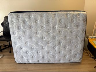 Serta Perfect Sleeper Queen Matress