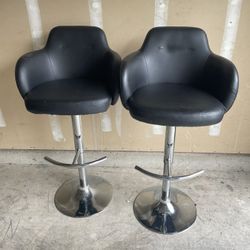 2 Bar Chairs