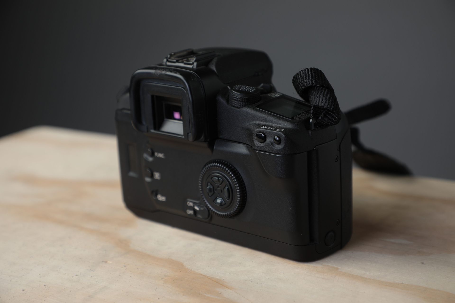 Canon EOS elan 7NE camera 35mm (body only) for Sale in Moreno Valley