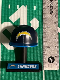 Los Angeles Chargers NFL Mad Lids Series 1 Teenymates MINI New Era Hat