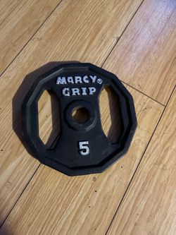 One 5LB weight
