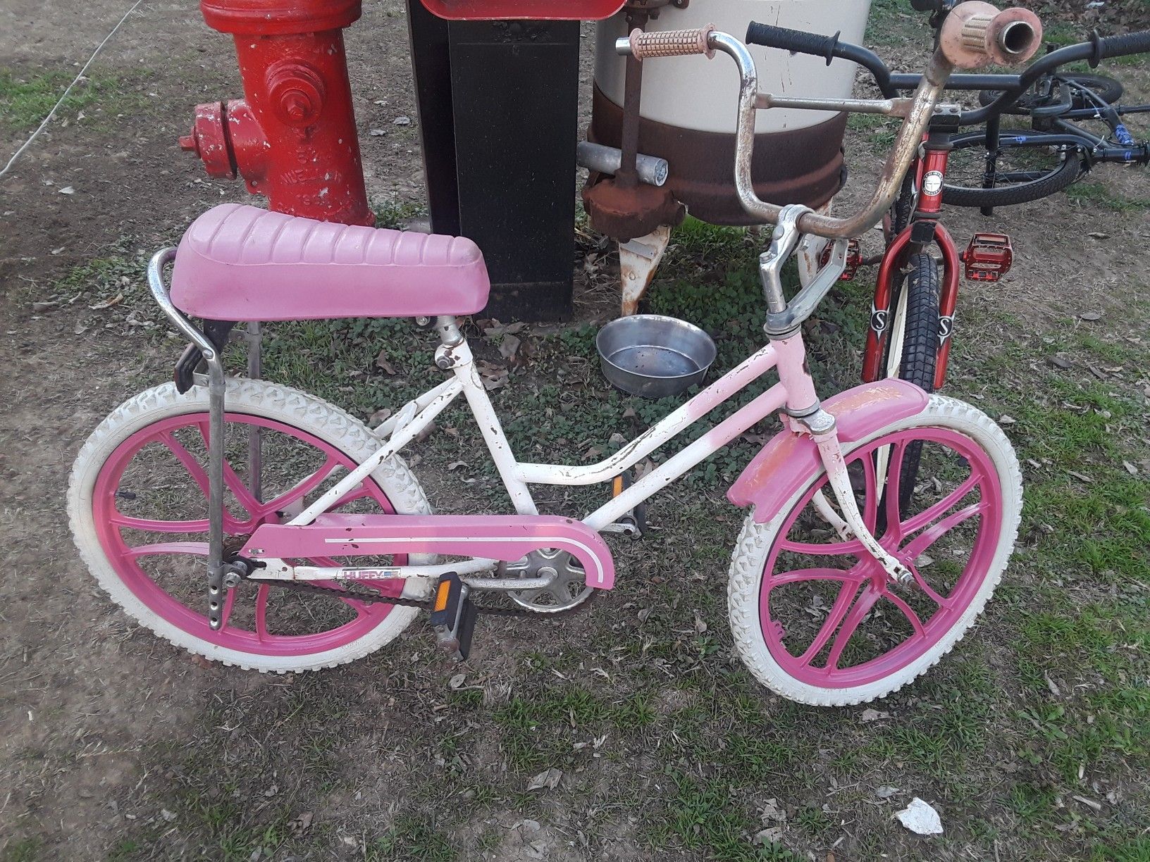 Vintage huffy bike 100$