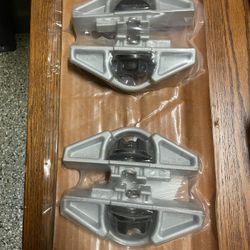 Brand new Toyota Cleat Assy 4-Pack PT278-0C01B NEW OEM