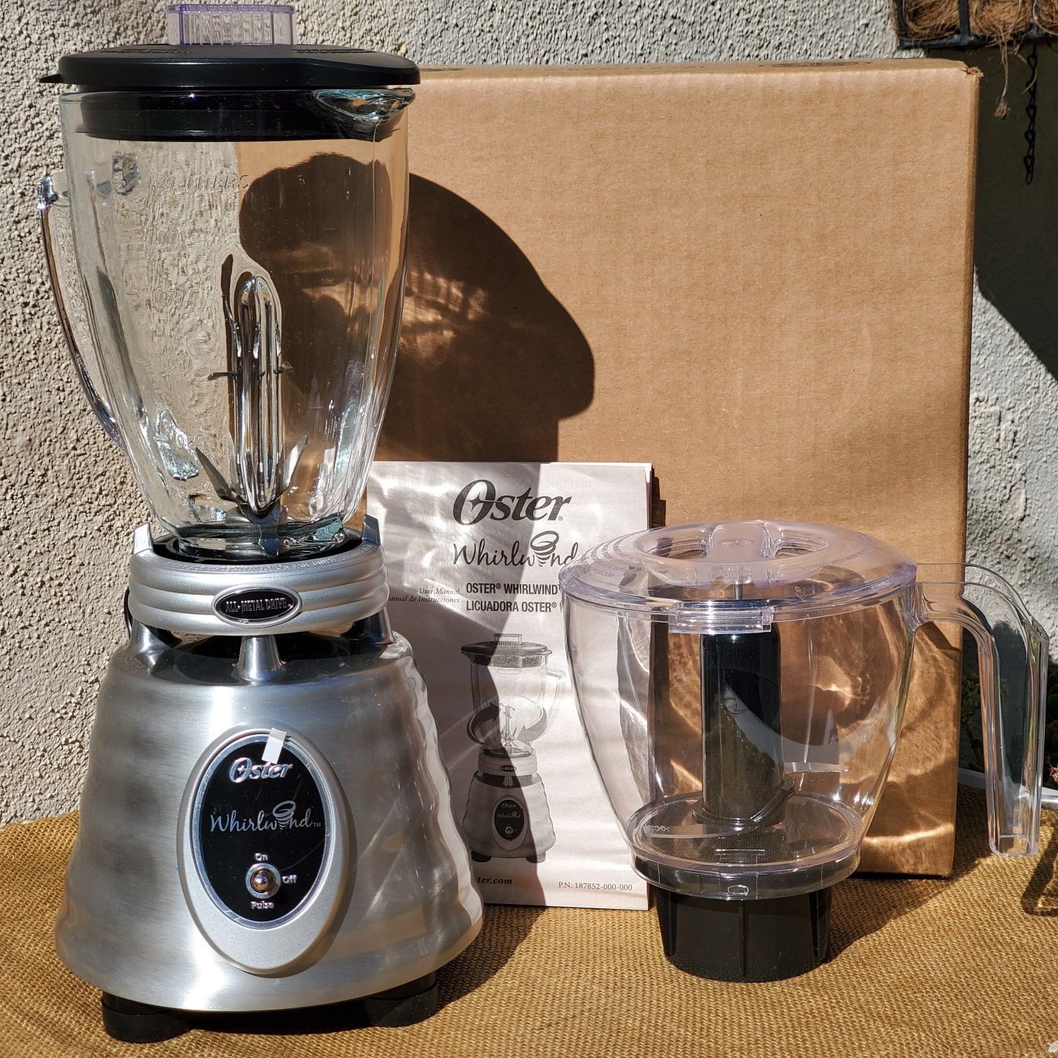 NEW Oster "Whrilwind" classic collection Blender with food chopper