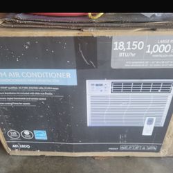 Window Air Conditioner New Never Open