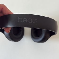 Beats Studio 3