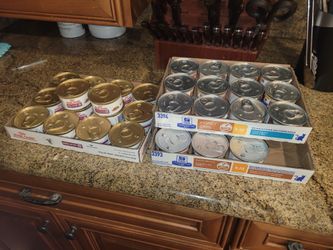 Kidney Wet Cat Food Cans - Royal Canin + Hill's