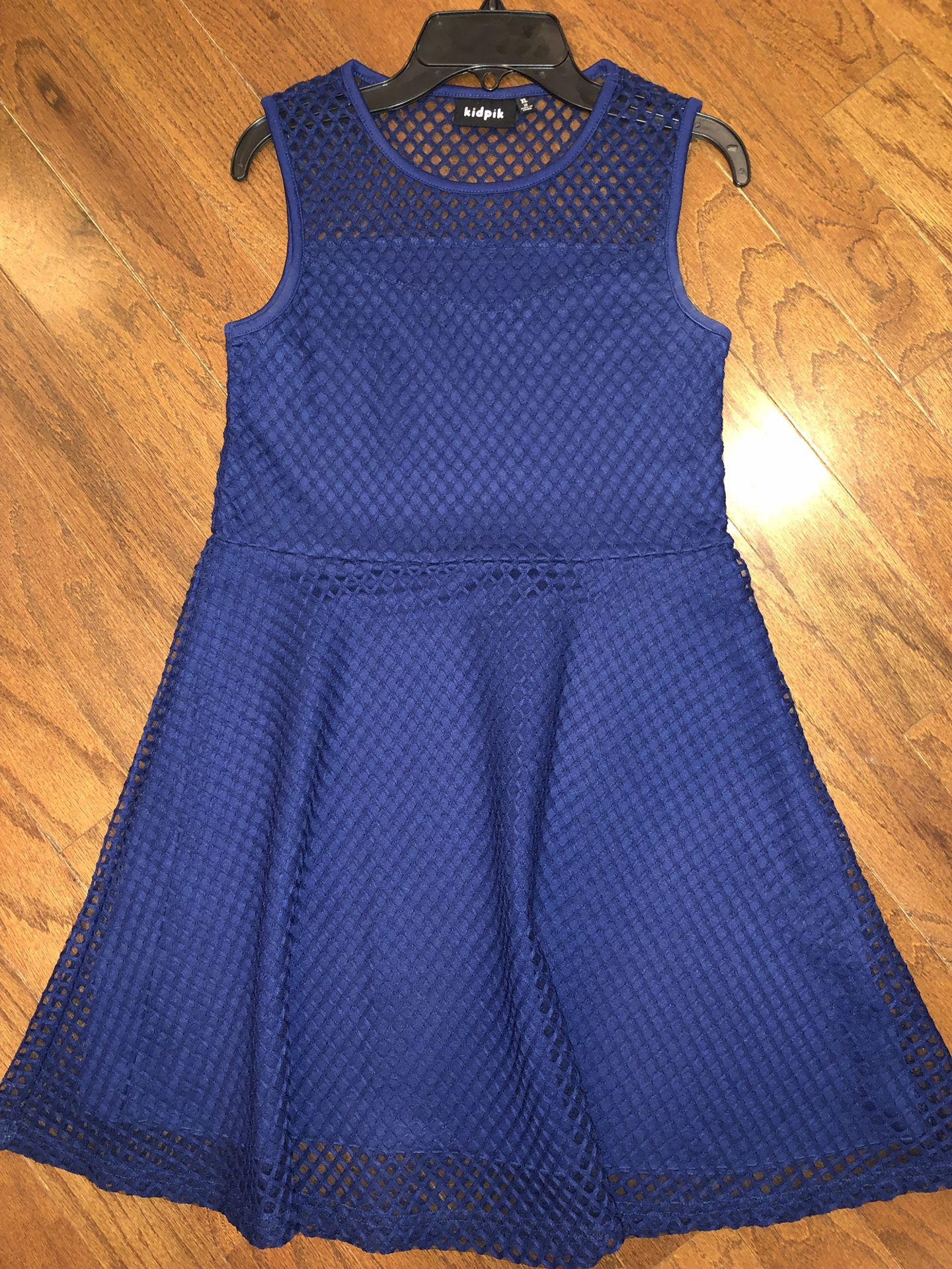 Girls sz 14 Sleeveless Navy Dress