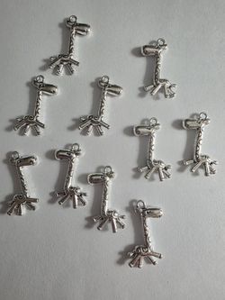 Silver Giraffe Charms – Lot of 10