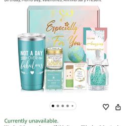 Fabulous Spa Gift Set for Her - Tumbler Candle Bath Bomb Soap