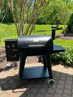 Pit Boss 820 Pellet Smoker