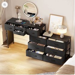 Dresser for Bedroom with Charging