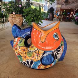 Talavera Open Mouth Fish Clay Pots. Planters. Plants. $60 cada una.