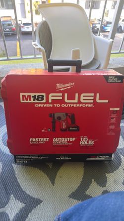 M18 FUEL 18V Lithium-Ion Brushless 1 in. Cordless SDS-Plus Rotary Hammer Kit with Two 6.0 Ah Batteries, Hard Case