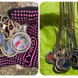 ☀️🌸Custom Portrait Necklace☀️🌸