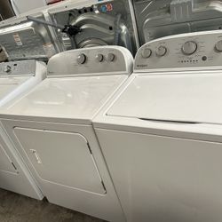 Whirlpool Washer And Dryer Set 