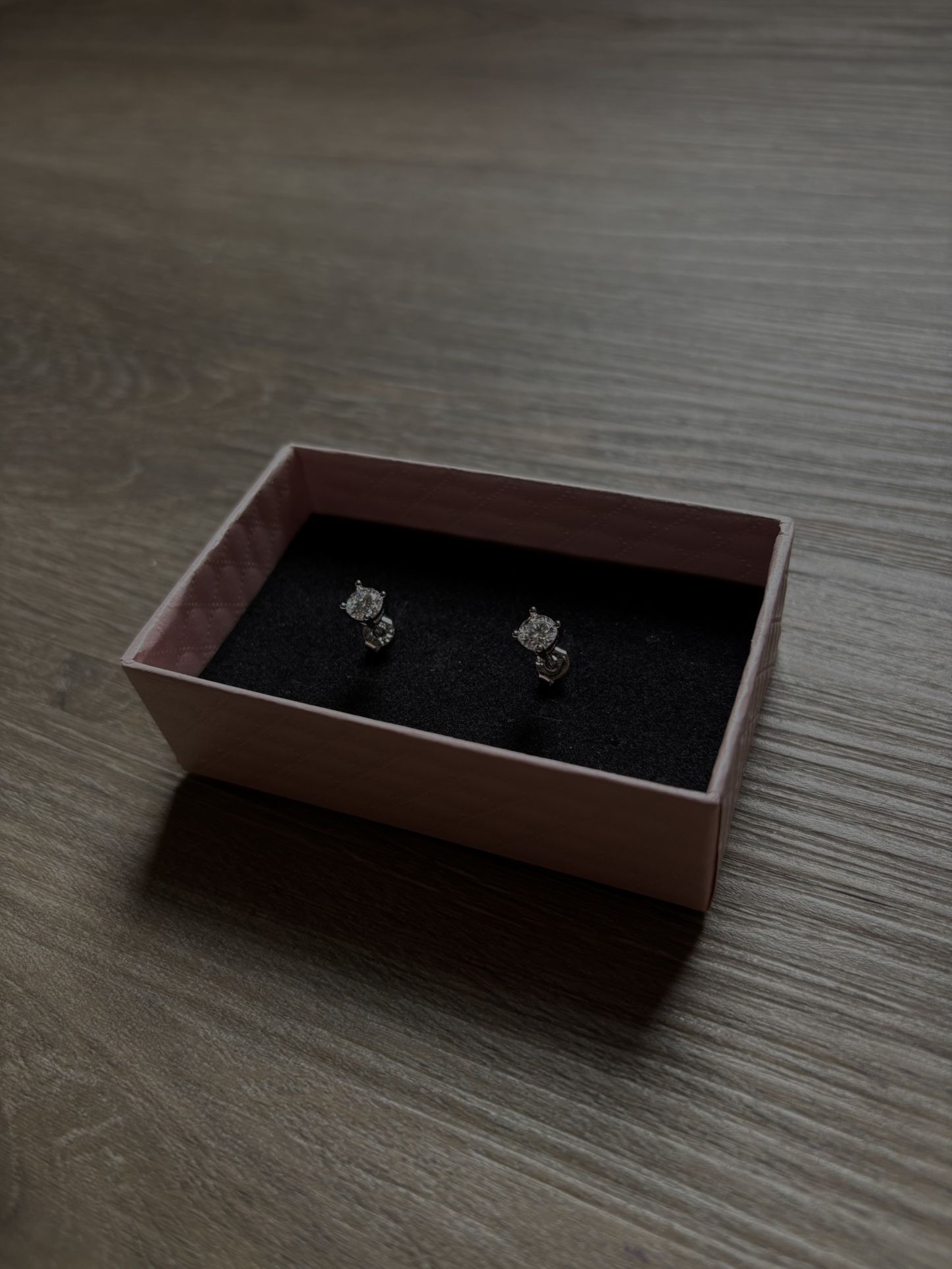 Diamond Stud Earrings 