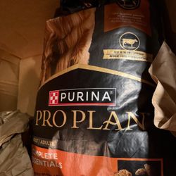 Purina Pro Plan Complete Essentials – Adult Dog Food – Beef & Rice Formula – 35 lb (15.9 kg) 