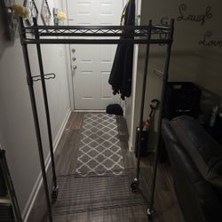 Clothing rack